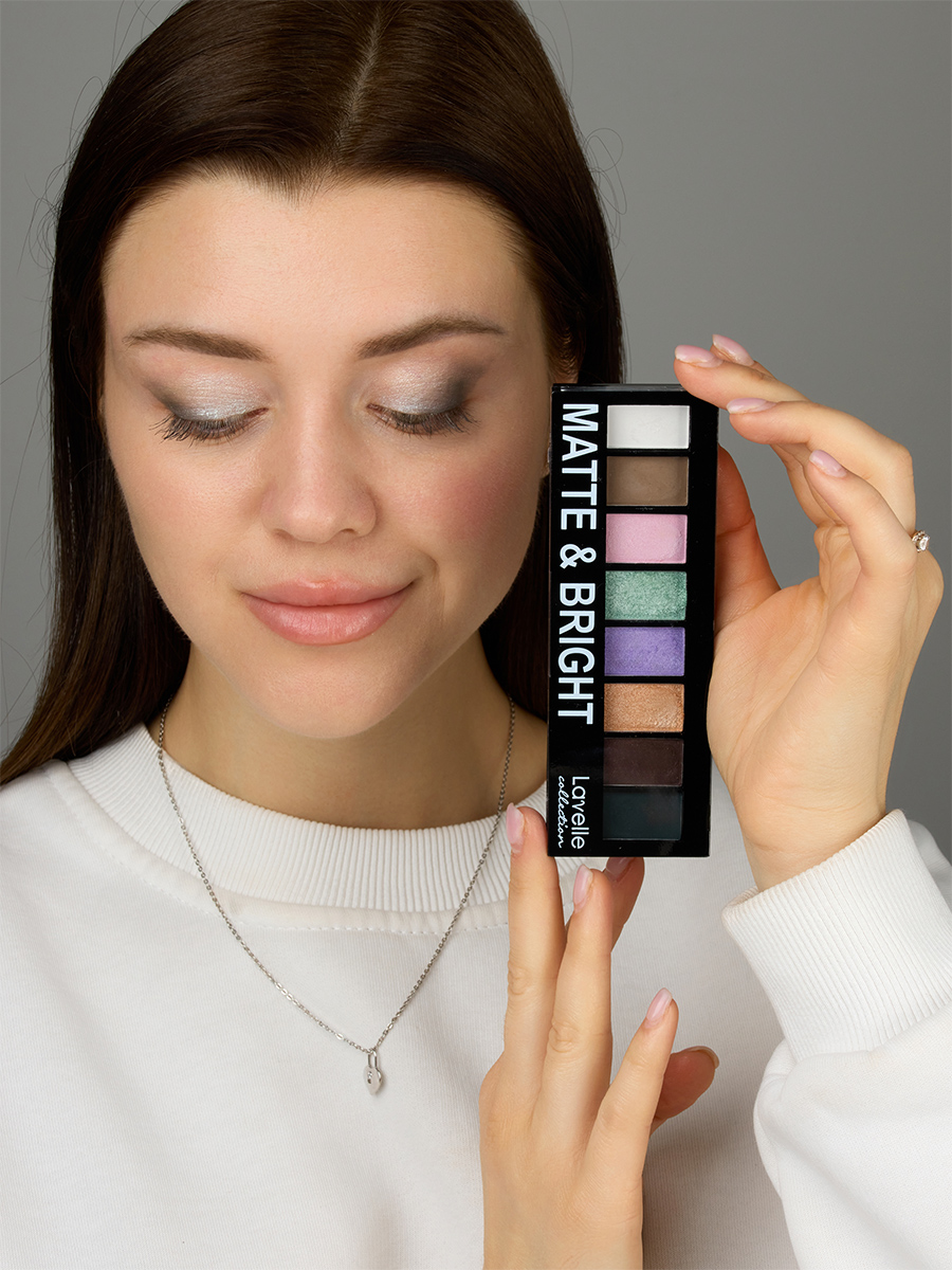 Matte & Bright Палетка теней для век, тон 05 серо-зелено-синие тона от LavelleCollection + 4